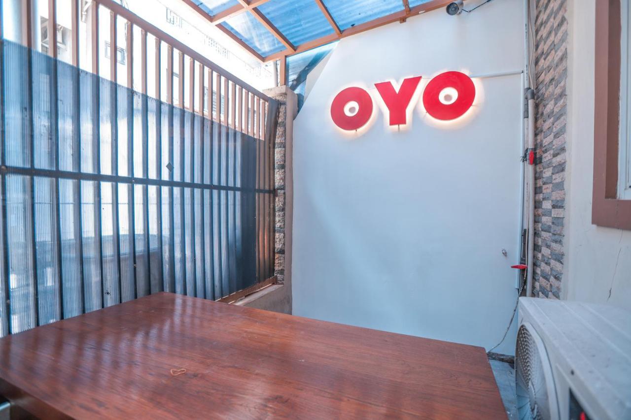 Oyo 150 Harmoni Residence Jakarta Ngoại thất bức ảnh