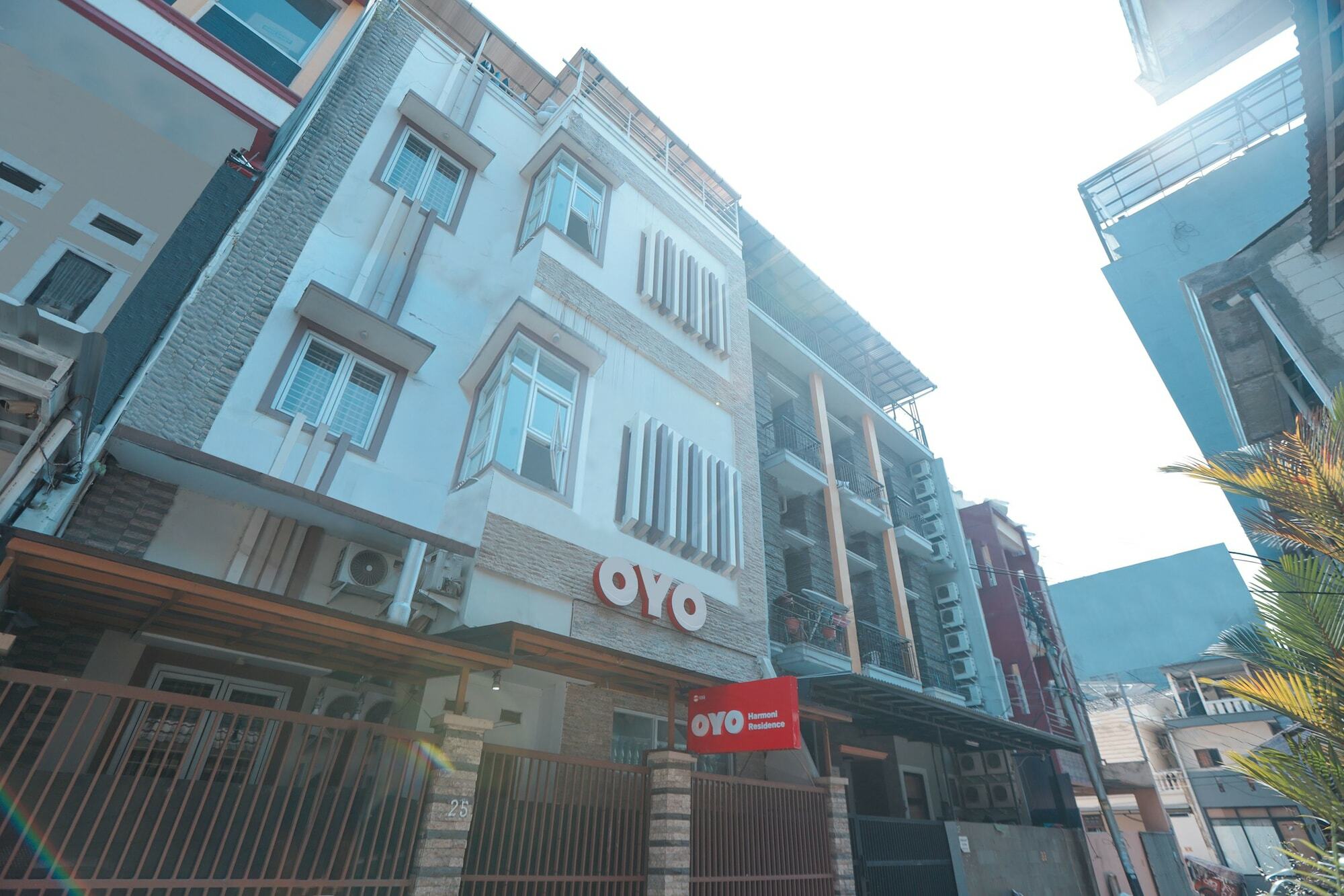 Oyo 150 Harmoni Residence Jakarta Ngoại thất bức ảnh